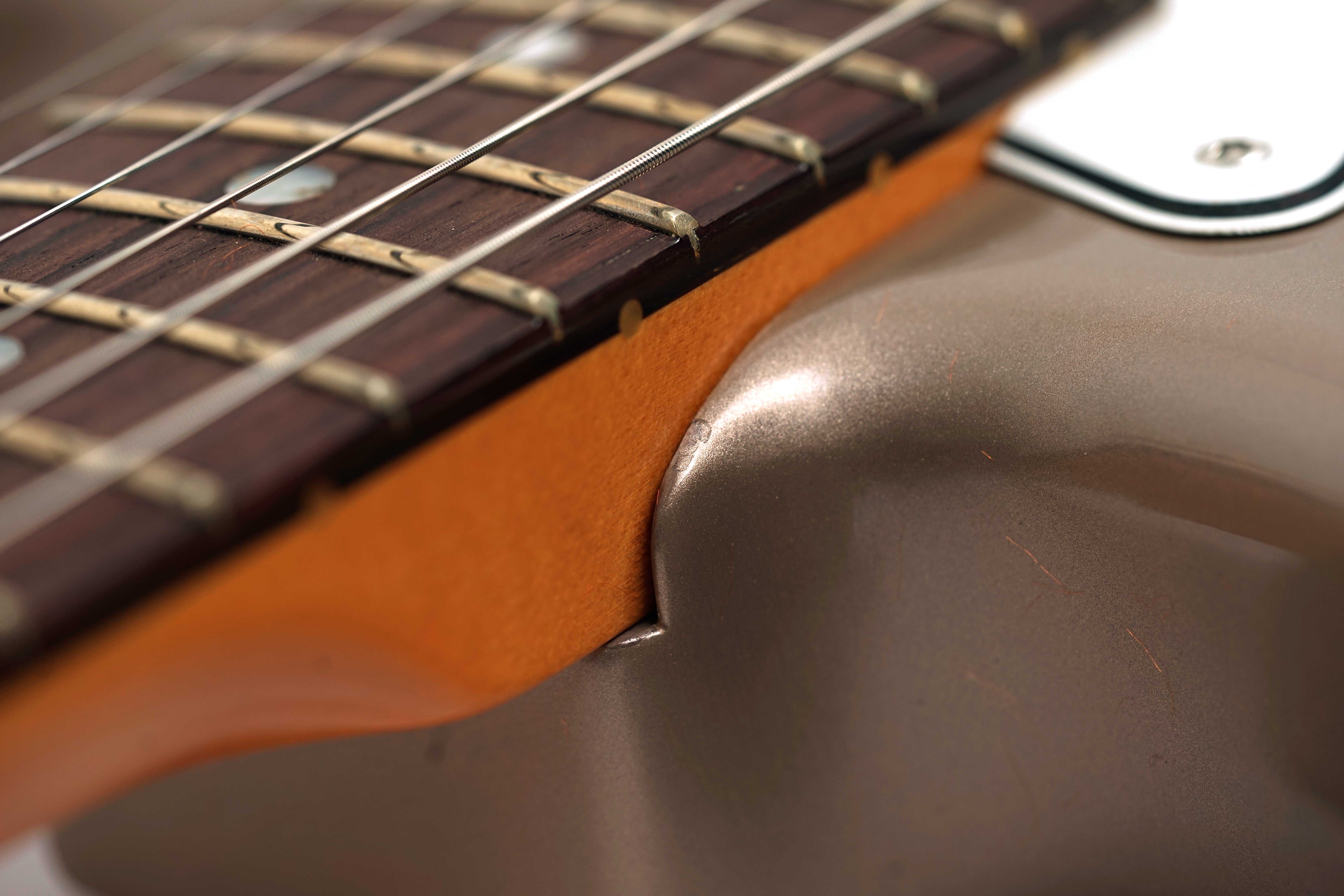 Fender American Vintage II 1965 Stratocaster Shoreline Gold Rosewood Fingerboard (Ex-Demo) #V2551321