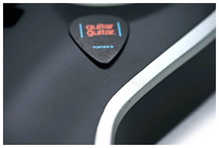 ESP LTD MH-1000NT Bold Binding Black Satin (Ex-Demo) #W25011724 ESP LTD MH-1000NT Bold Binding Black Satin (Ex-Demo) #W25011724