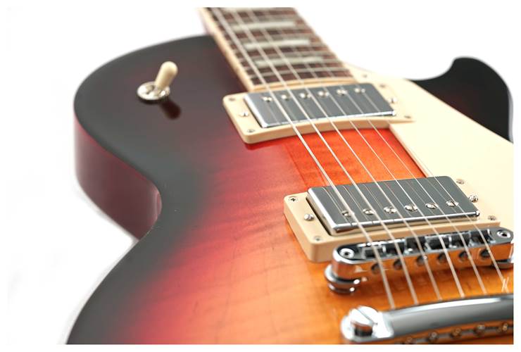 Gibson Les Paul Studio Figured Triburst #230540261 Gibson Les Paul Studio Figured Triburst #230540261