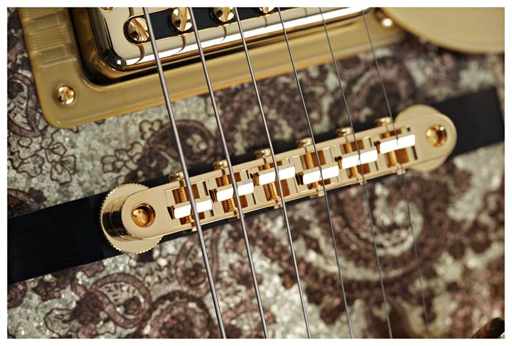 Gretsch G6134TG Limited Edition Paisley Penguin Gold Sparkle Gretsch G6134TG Limited Edition Paisley Penguin Gold Sparkle