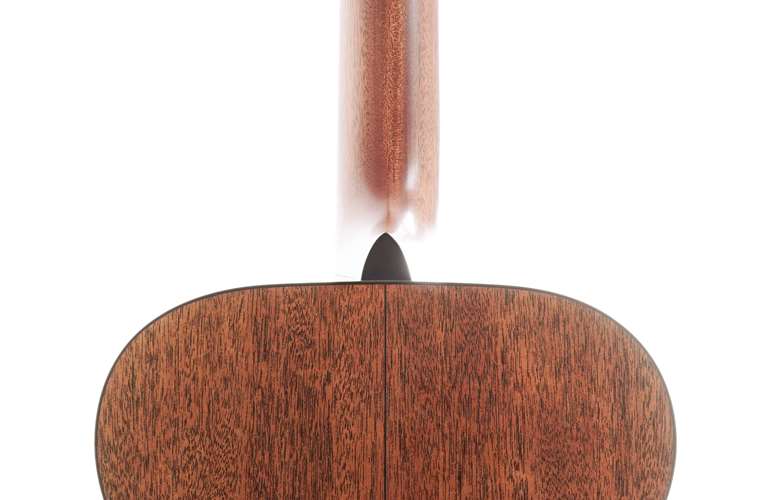 Martin Standard Series 00-18 (2025) #2916849 Martin Standard Series 00-18 (2025) #2916849