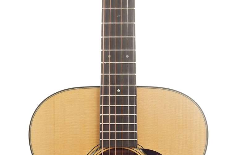 Martin Standard Series 00-18 (2025) #2916849 Martin Standard Series 00-18 (2025) #2916849