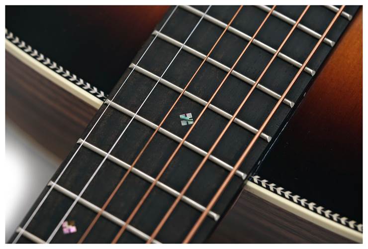 Martin 000-28 1935 Sunburst (2025) Martin 000-28 1935 Sunburst (2025)