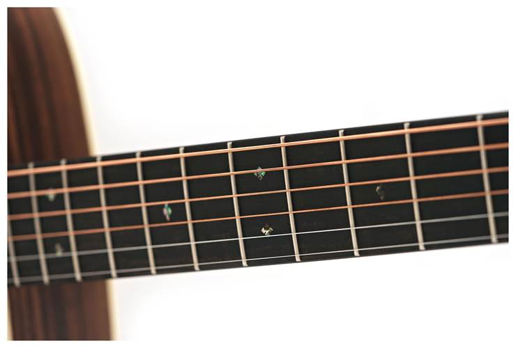 Martin 000-28 1935 Sunburst (2025) Martin 000-28 1935 Sunburst (2025)