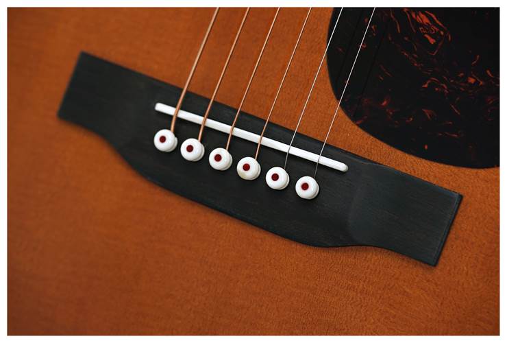 Martin Standard Series OM-28 1933 Ambertone (2025) Martin Standard Series OM-28 1933 Ambertone (2025)