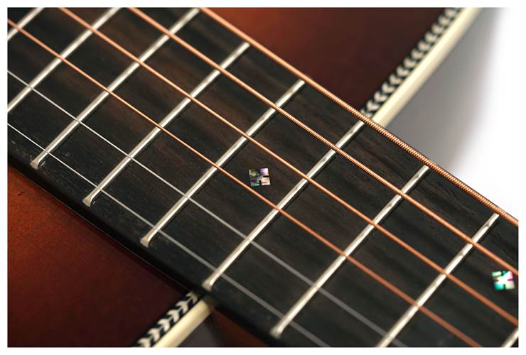 Martin Standard Series OM-28 1933 Ambertone (2025) Martin Standard Series OM-28 1933 Ambertone (2025)