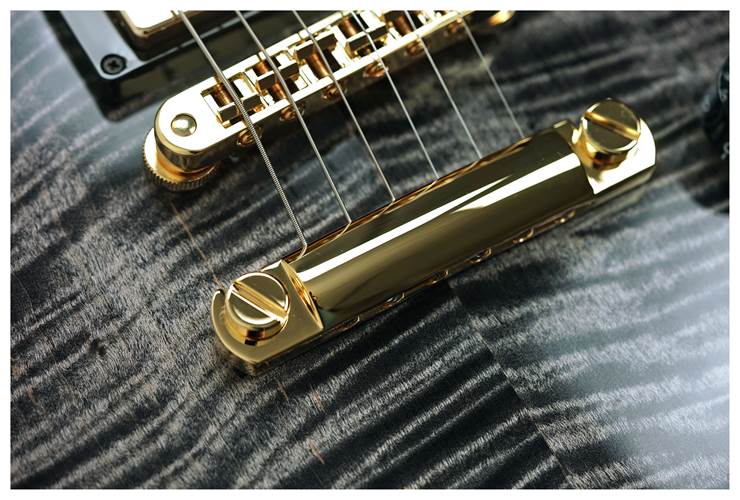 Gibson Custom Shop Dealer Select Les Paul Custom Purple Glory Fade #CS502372 Gibson Custom Shop Dealer Select Les Paul Custom Purple Glory Fade #CS502372