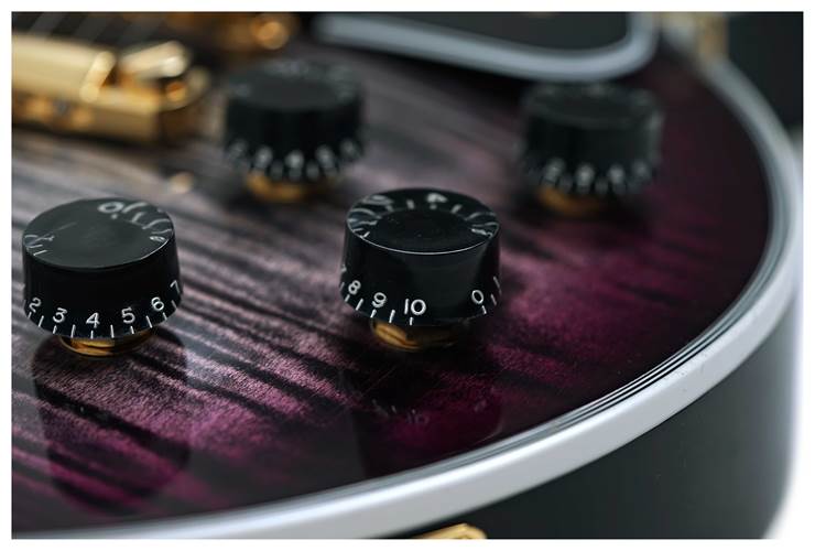 Gibson Custom Shop Dealer Select Les Paul Custom Purple Glory Fade #CS502379 Gibson Custom Shop Dealer Select Les Paul Custom Purple Glory Fade #CS502379