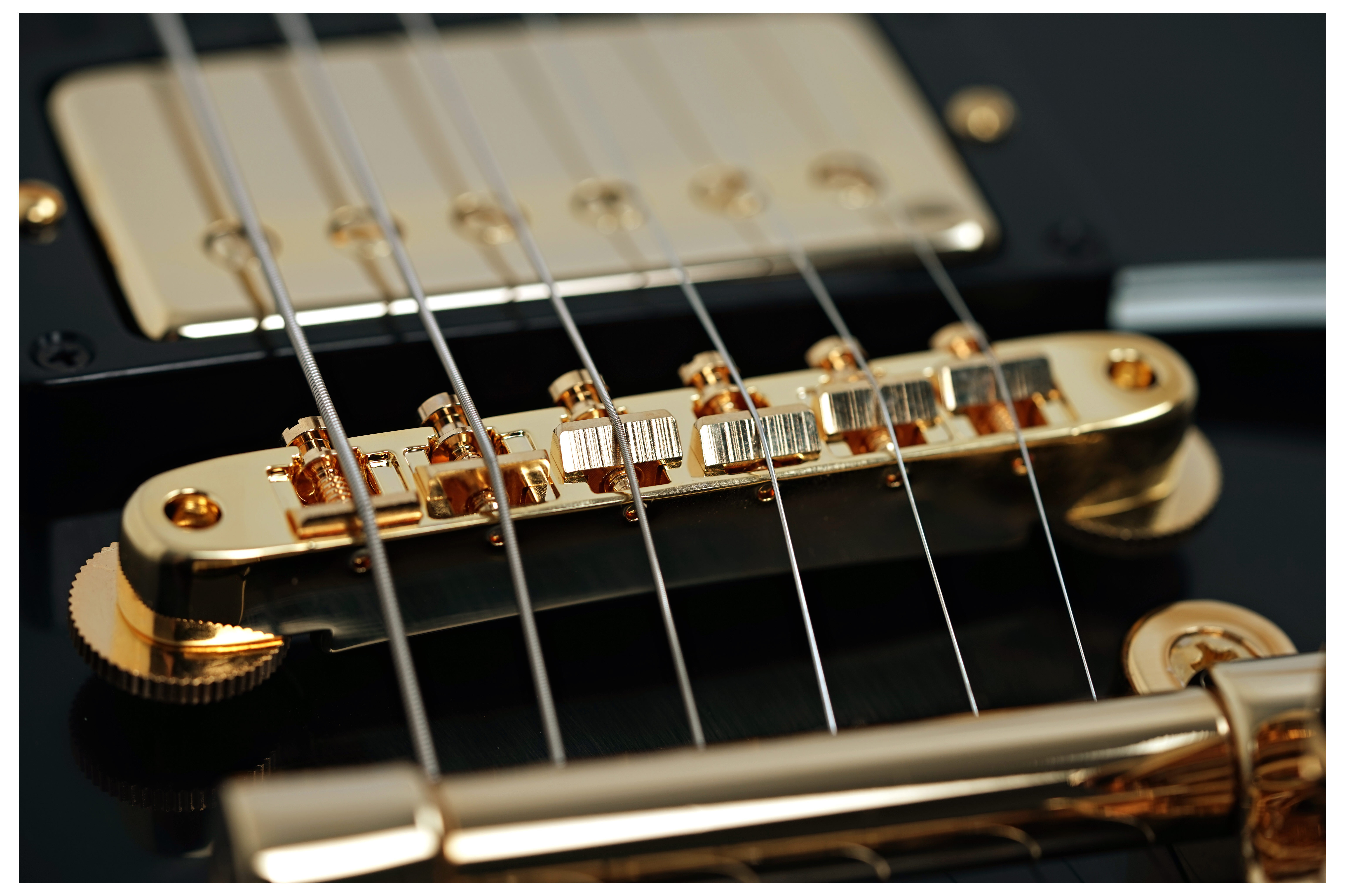 Gibson Custom Shop Dealer Select 1957 Les Paul Custom with Bigsby VOS Ebony #751327