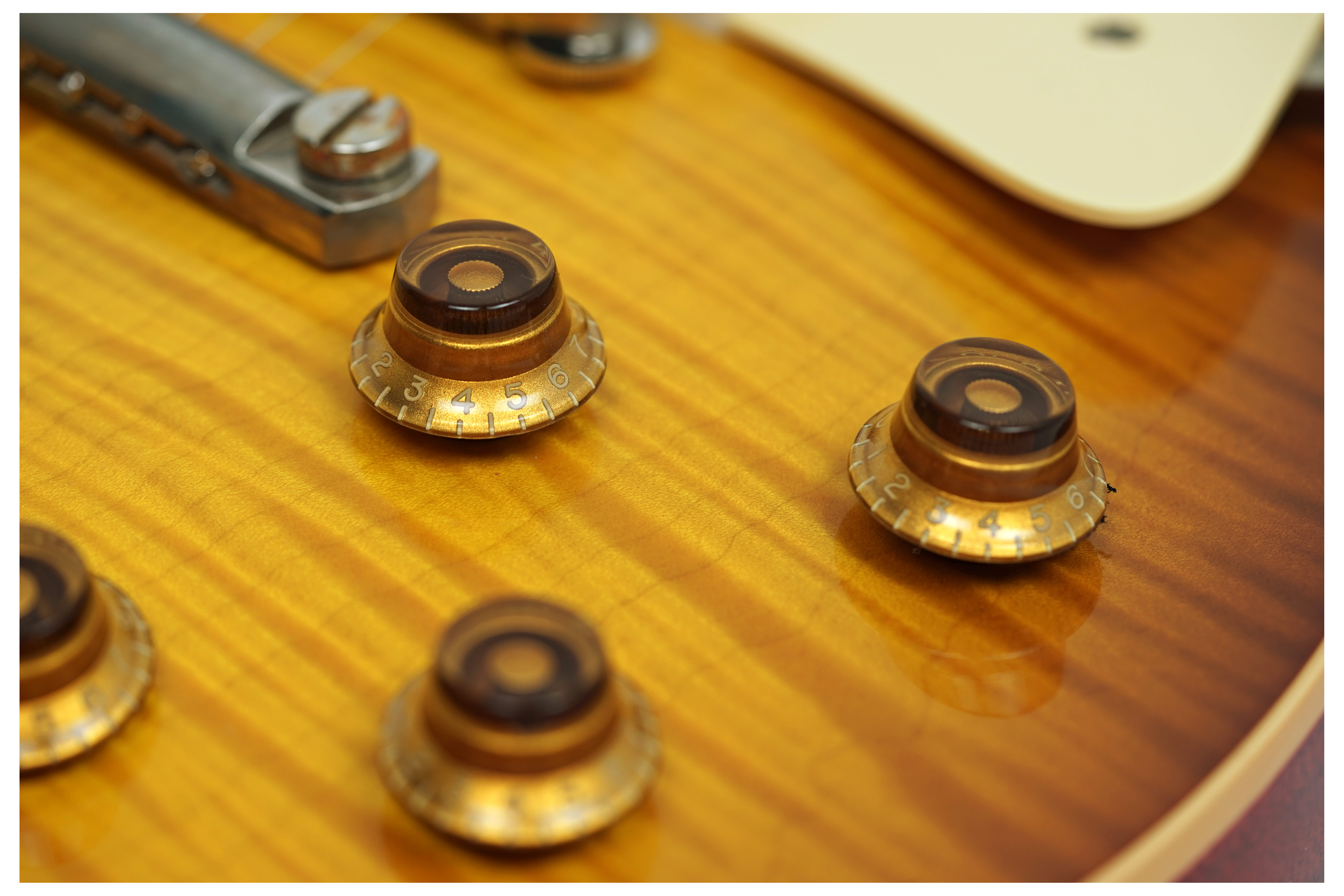 Gibson Custom Shop Dealer Select 1959 Les Paul VOS Standard Honey Lemon Fade #952727