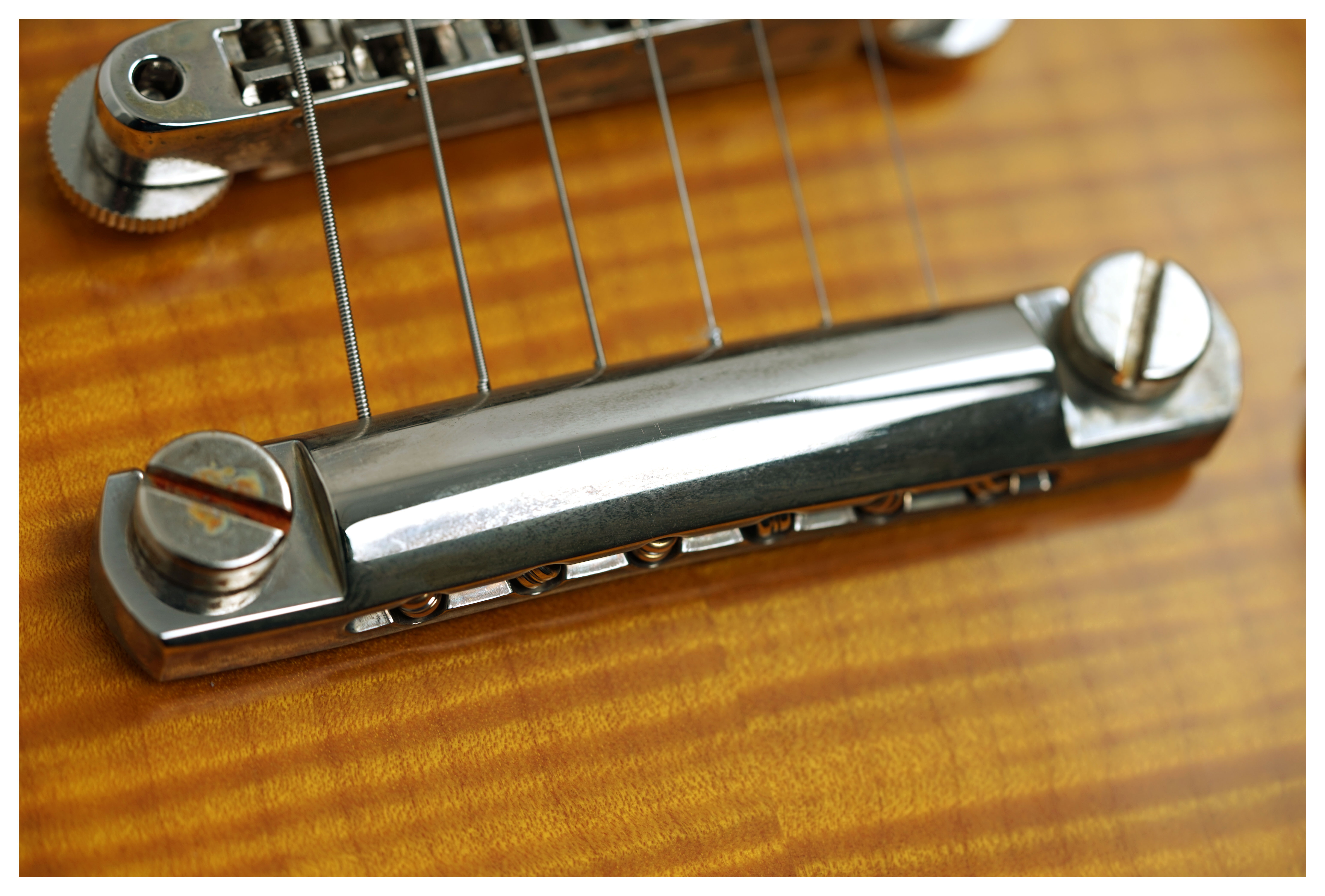 Gibson Custom Shop Dealer Select 1959 Les Paul VOS Standard Honey Lemon Fade #952890