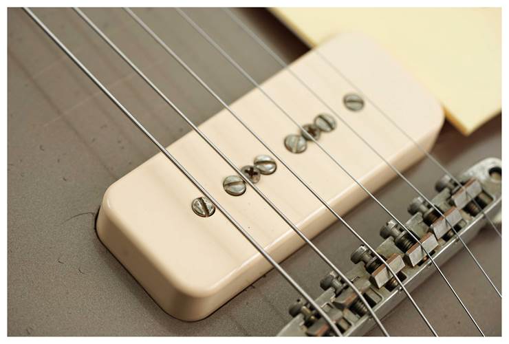 Gibson Custom Shop 1955 NAMM Show Commemorative Edition Les Paul Samoa Beige #55105 Gibson Custom Shop 1955 NAMM Show Commemorative Edition Les Paul Samoa Beige #55105