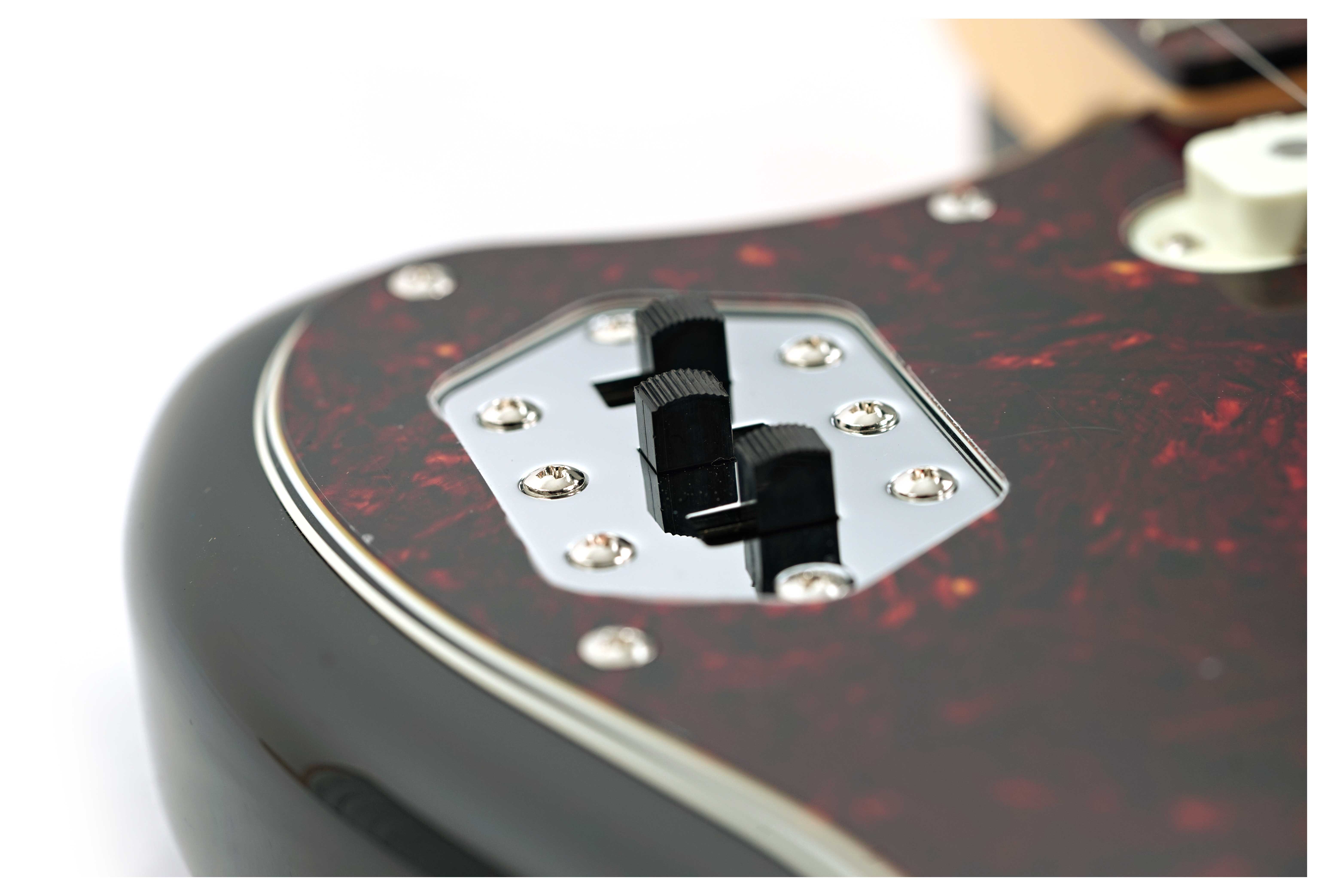 Fender FSR Traditional II 60s Jaguar Left Handed 3 Tone Sunburst Rosewood Fingerboard