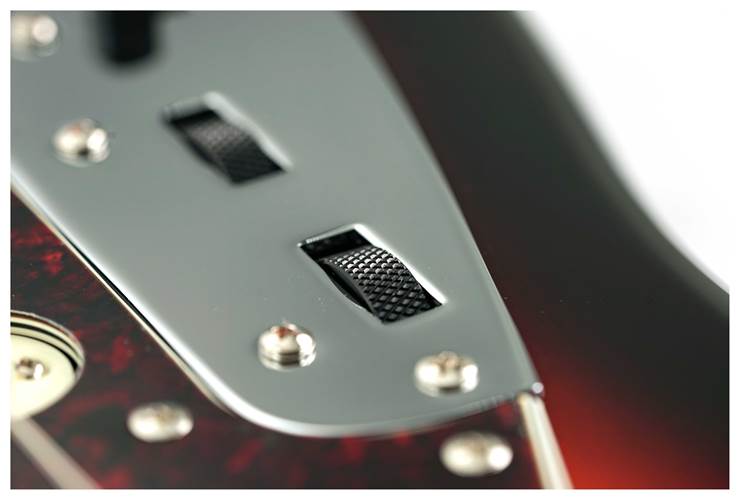 Fender FSR Traditional II 60s Jaguar Left Handed 3 Tone Sunburst Rosewood Fingerboard Fender FSR Traditional II 60s Jaguar Left Handed 3 Tone Sunburst Rosewood Fingerboard