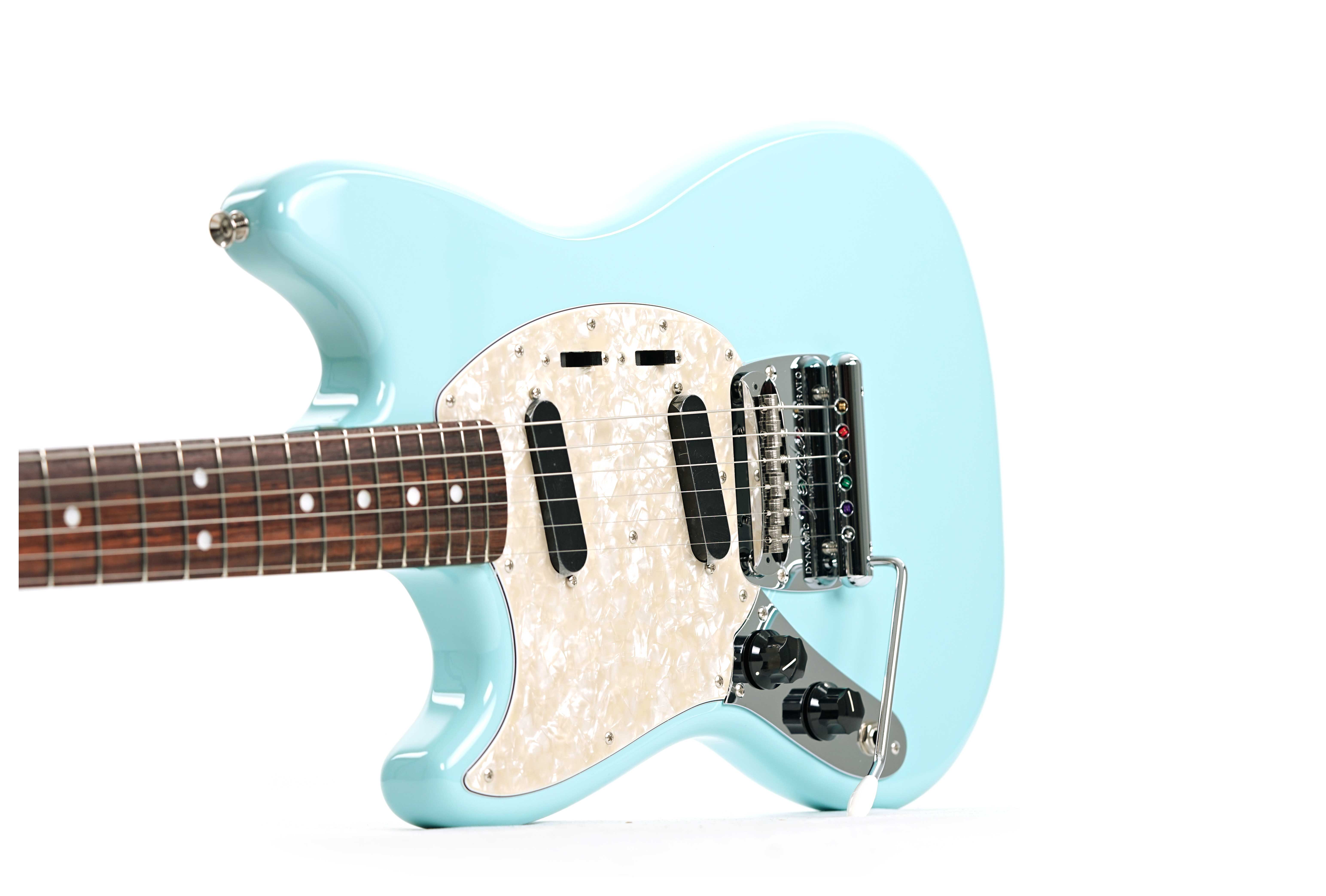 Fender FSR Traditional II 60s Mustang Left Handed Daphne Blue Rosewood Fingerboard
