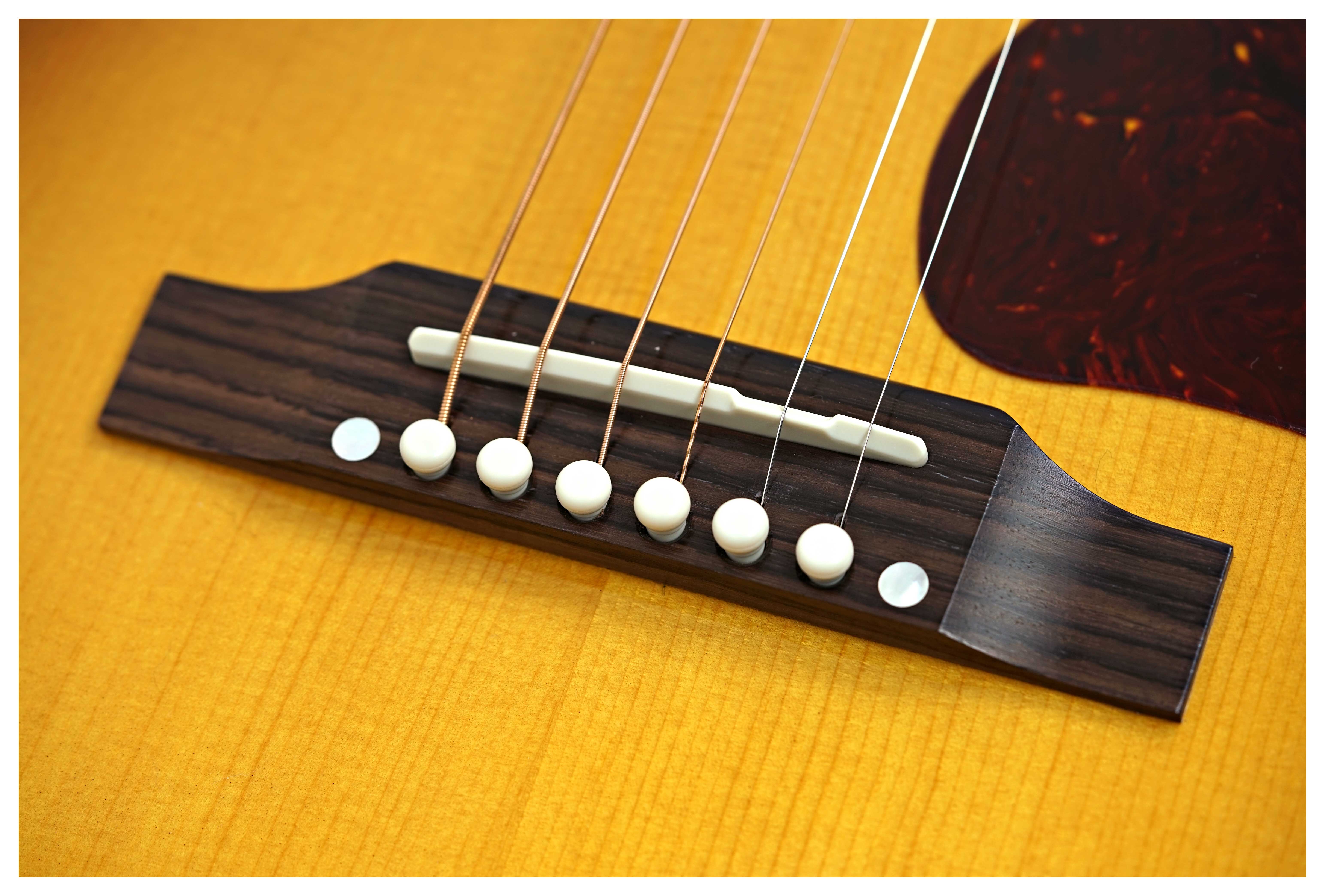 Gibson J-45 Standard Dealer Exclusive Honeyburst #23094078