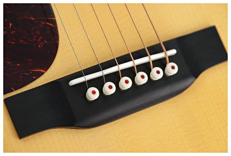 Martin Custom Shop North Street Edition D-28 Herringbone Wild Grain East Indian Rosewood Left Handed Martin Custom Shop North Street Edition D-28 Herringbone Wild Grain East Indian Rosewood Left Handed