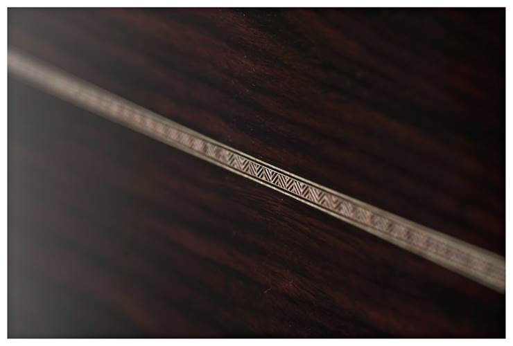 Martin Custom Shop North Street Edition D-28 Herringbone Wild Grain East Indian Rosewood Left Handed Martin Custom Shop North Street Edition D-28 Herringbone Wild Grain East Indian Rosewood Left Handed