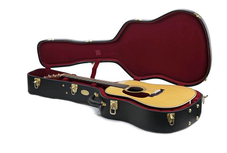 Martin Custom Shop North Street Edition D-28 Herringbone Wild Grain East Indian Rosewood Left Handed Martin Custom Shop North Street Edition D-28 Herringbone Wild Grain East Indian Rosewood Left Handed