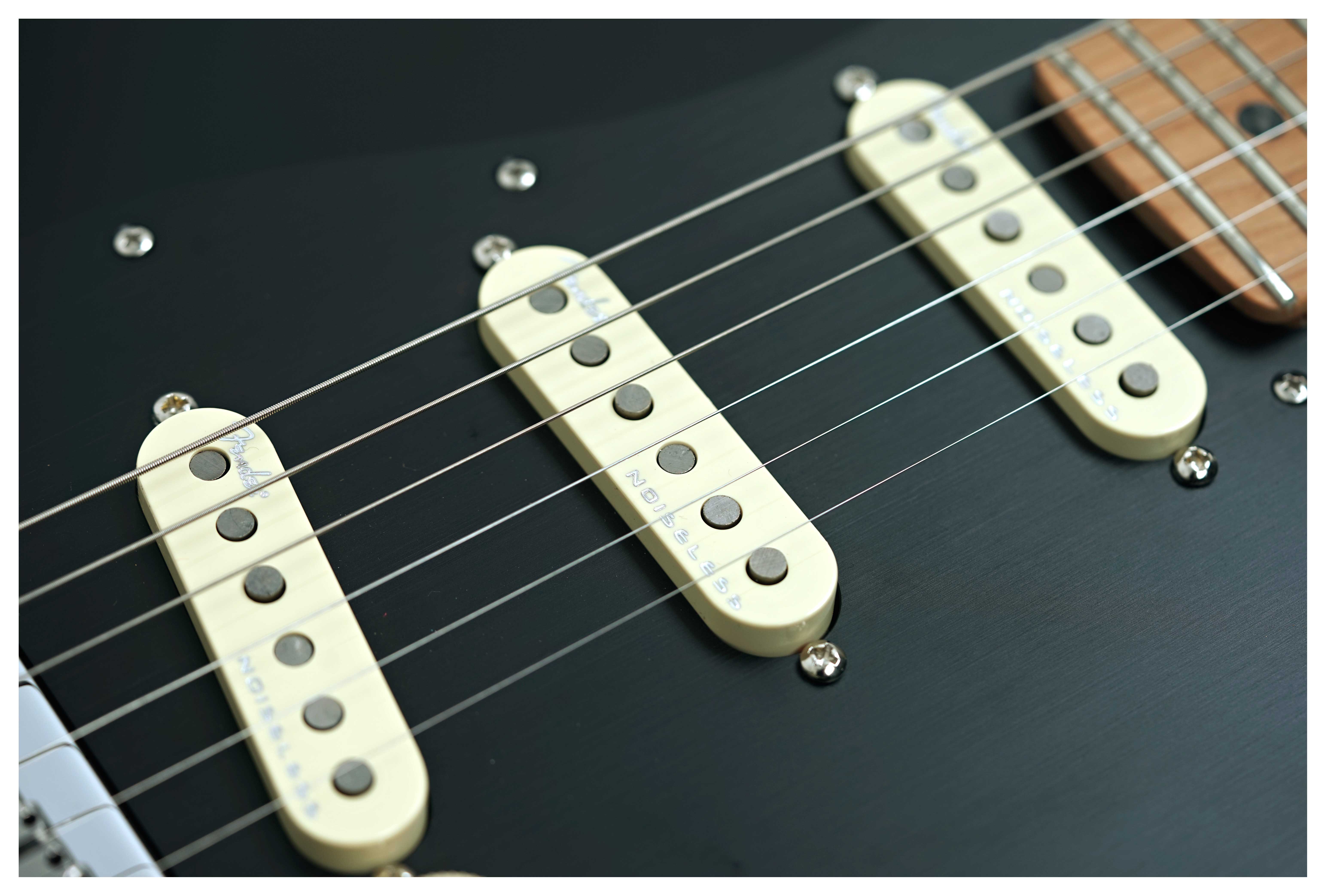 Fender guitarguitar Exclusive Ultra II Stratocaster Roasted Maple Fingerboard Black #US25005274