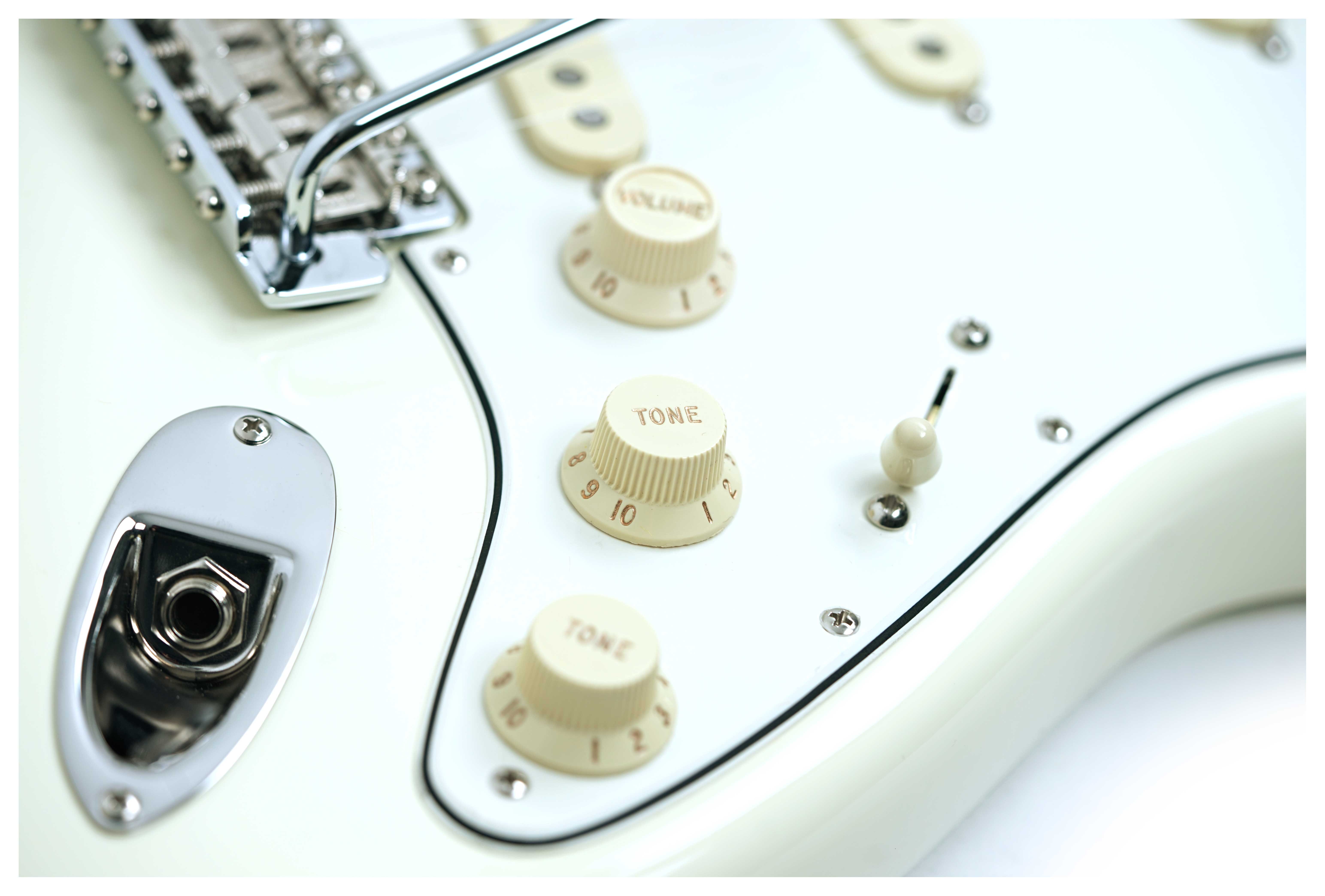 Fender guitarguitar Exclusive American Vintage II 73 Stratocaster Maple Fingerboard Olympic White #V16456