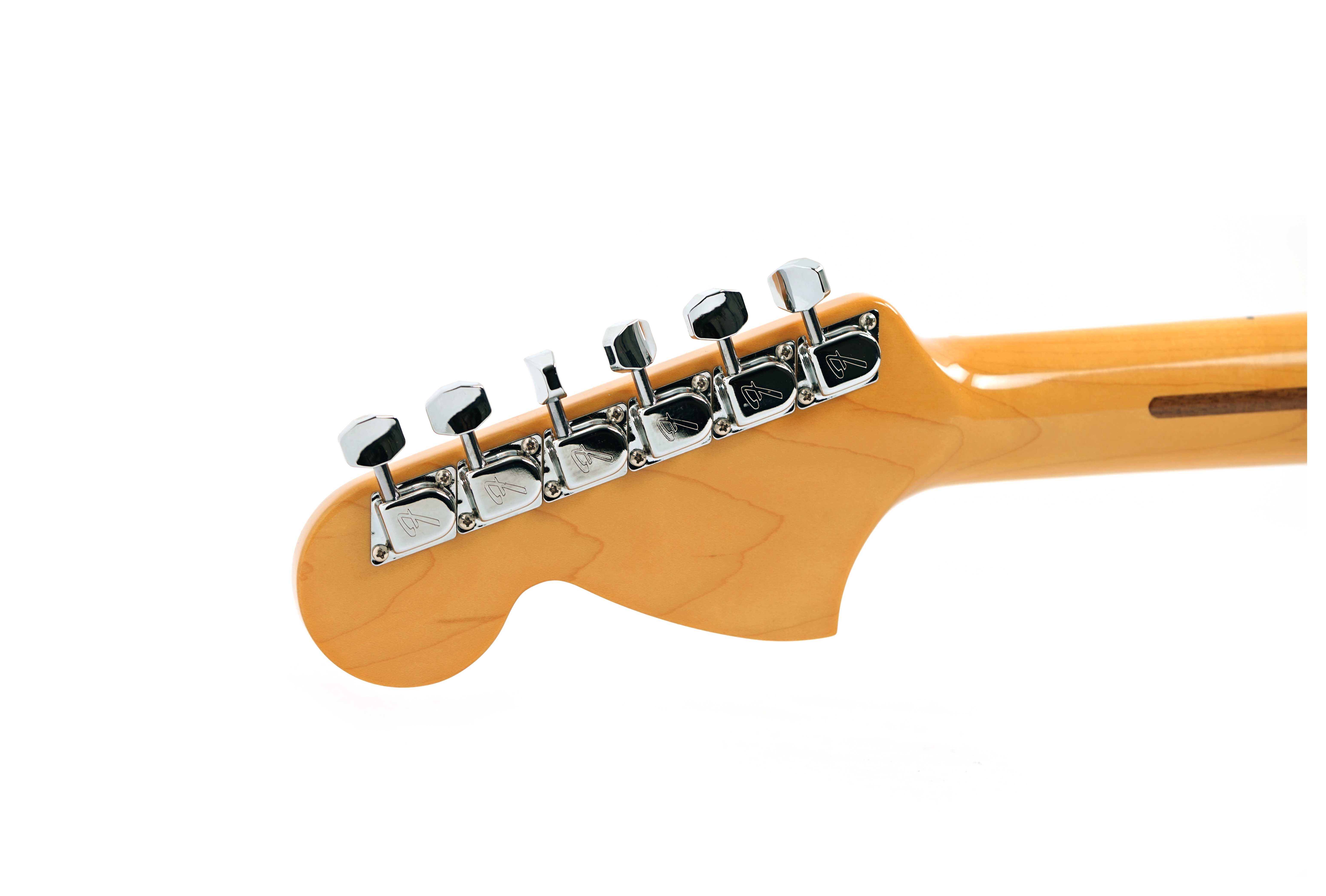 Fender guitarguitar Exclusive American Vintage II 73 Stratocaster Maple Fingerboard Olympic White #V16456