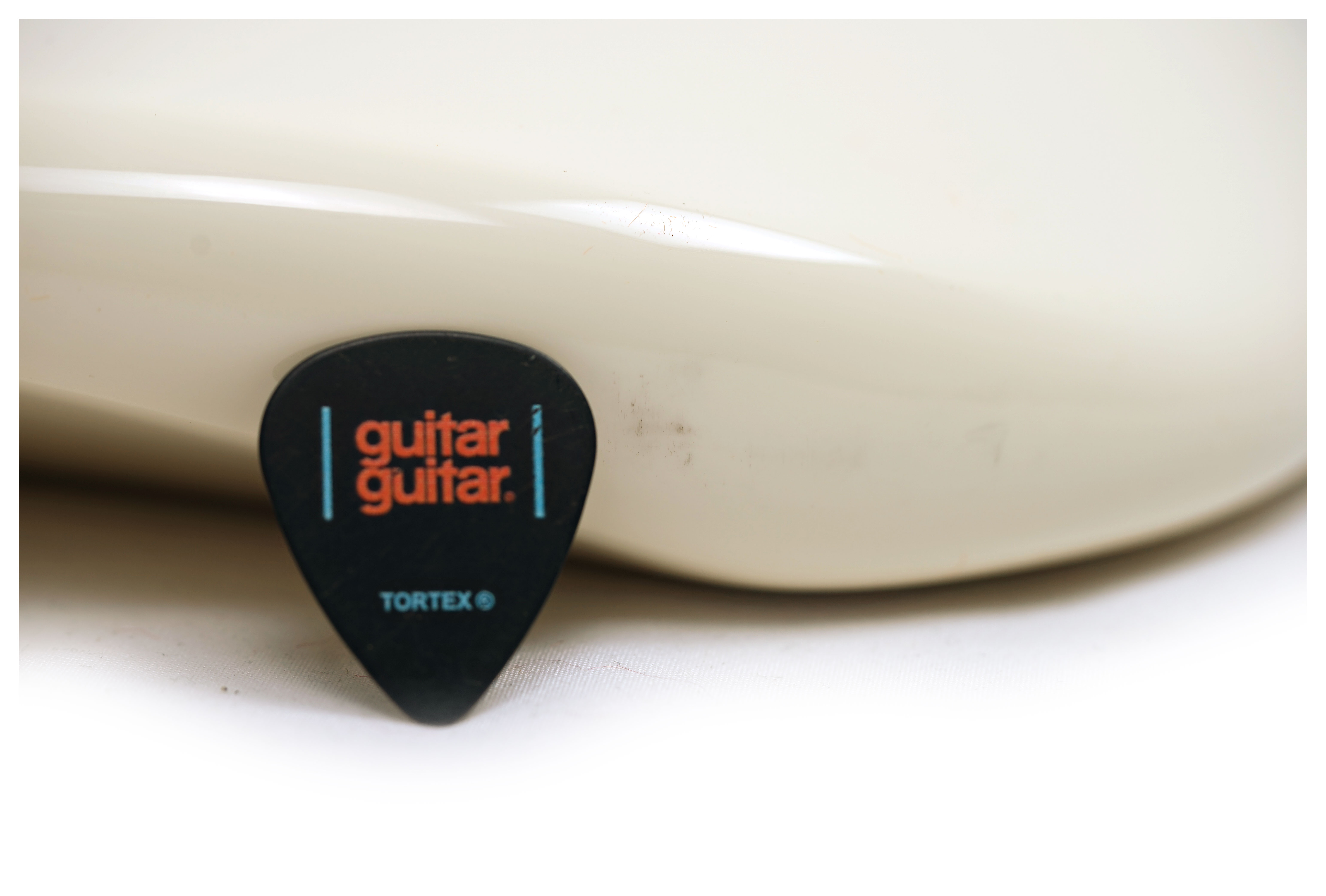 Fender guitarguitar Exclusive American Vintage II 73 Stratocaster Maple Fingerboard Olympic White (Ex-Demo) #V16518