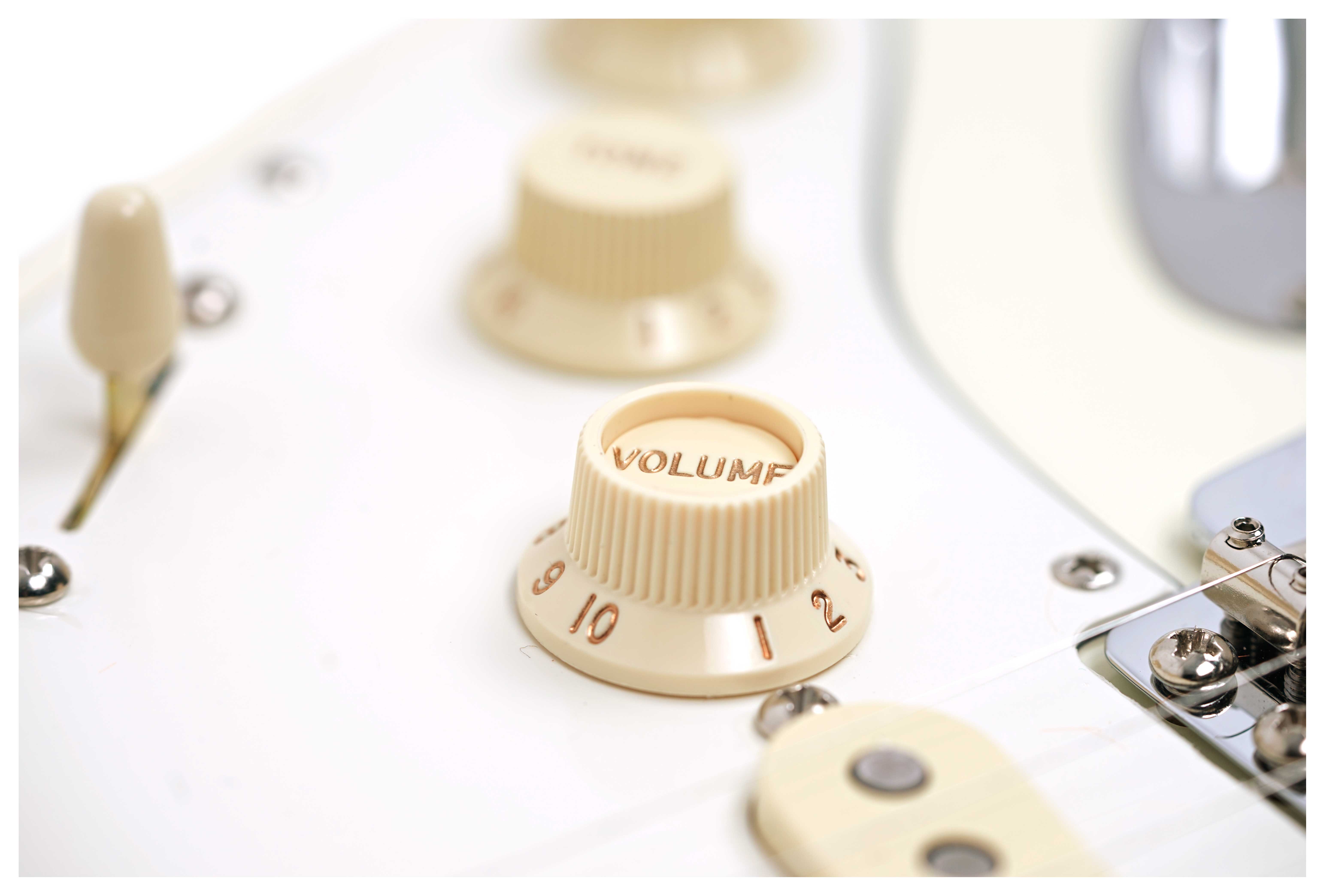 Fender guitarguitar Exclusive American Vintage II 73 Stratocaster Maple Fingerboard Olympic White