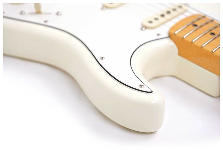 Fender guitarguitar Exclusive American Vintage II 73 Stratocaster Maple Fingerboard Olympic White Fender guitarguitar Exclusive American Vintage II 73 Stratocaster Maple Fingerboard Olympic White
