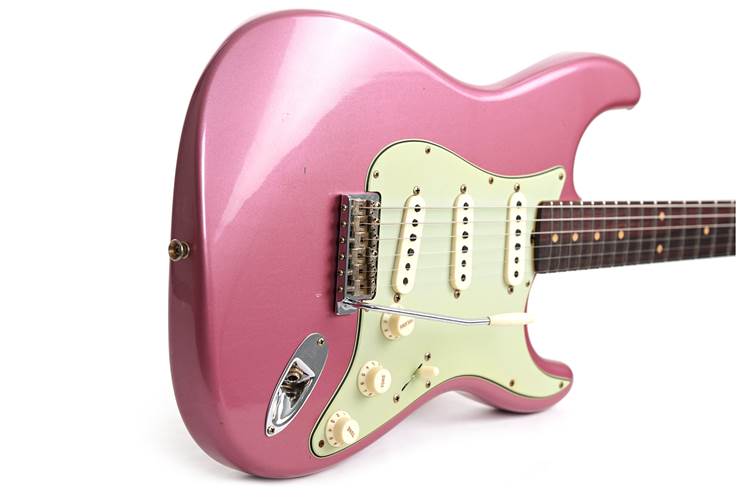 Fender Custom Shop 1959 Stratocaster Journeyman Relic Burgundy Mist Metallic Rosewood Fingerboard #CZ586983 Fender Custom Shop 1959 Stratocaster Journeyman Relic Burgundy Mist Metallic Rosewood Fingerboard #CZ586983
