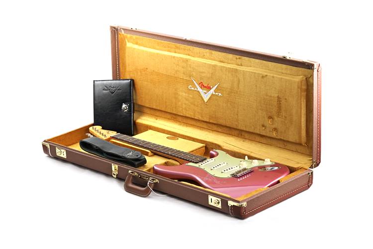 Fender Custom Shop 1959 Stratocaster Journeyman Relic Burgundy Mist Metallic Rosewood Fingerboard #CZ586983 Fender Custom Shop 1959 Stratocaster Journeyman Relic Burgundy Mist Metallic Rosewood Fingerboard #CZ586983