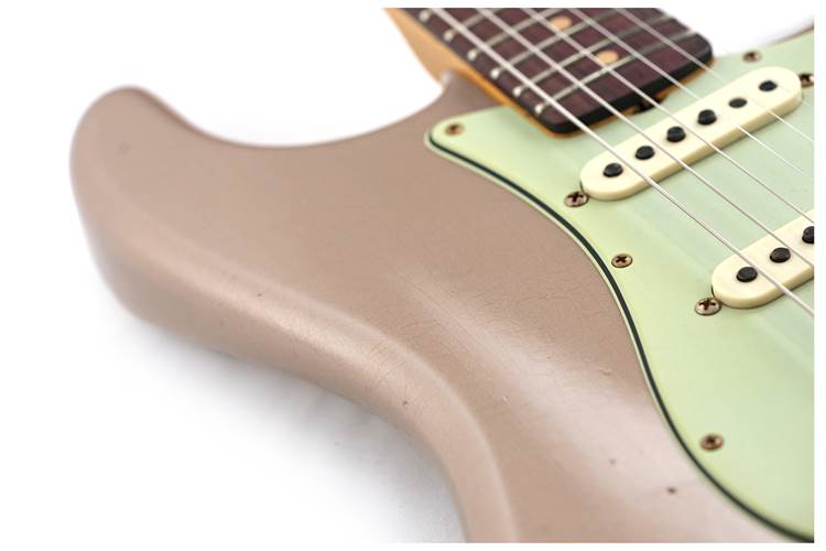 Fender Custom Shop 1959 Stratocaster Journeyman Relic Shoreline Gold Rosewood Fingerboard #CZ587032 Fender Custom Shop 1959 Stratocaster Journeyman Relic Shoreline Gold Rosewood Fingerboard #CZ587032
