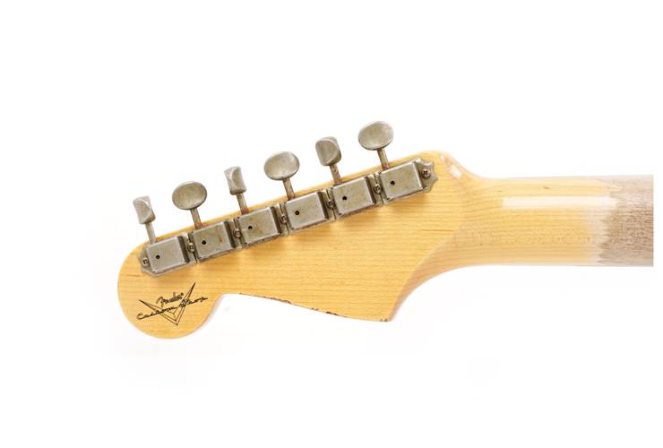 Fender Custom Shop 1959 Stratocaster Journeyman Relic Shell Pink Rosewood Fingerboard #CZ587030 Fender Custom Shop 1959 Stratocaster Journeyman Relic Shell Pink Rosewood Fingerboard #CZ587030