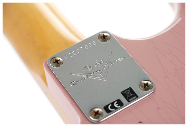 Fender Custom Shop 1959 Stratocaster Journeyman Relic Shell Pink Rosewood Fingerboard #CZ587030 Fender Custom Shop 1959 Stratocaster Journeyman Relic Shell Pink Rosewood Fingerboard #CZ587030