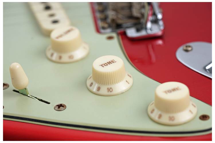 Fender Custom Shop 1959 Stratocaster Journeyman Relic Melon Candy Left Handed #CZ587464 Fender Custom Shop 1959 Stratocaster Journeyman Relic Melon Candy Left Handed #CZ587464