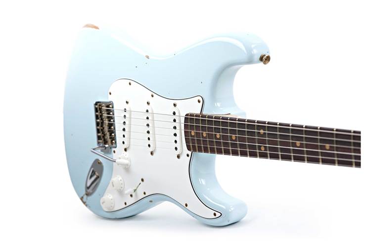Fender Custom Shop Mid 60's Collection Stratocaster Relic Faded Sonic Blue #R144973 Fender Custom Shop Mid 60's Collection Stratocaster Relic Faded Sonic Blue #R144973