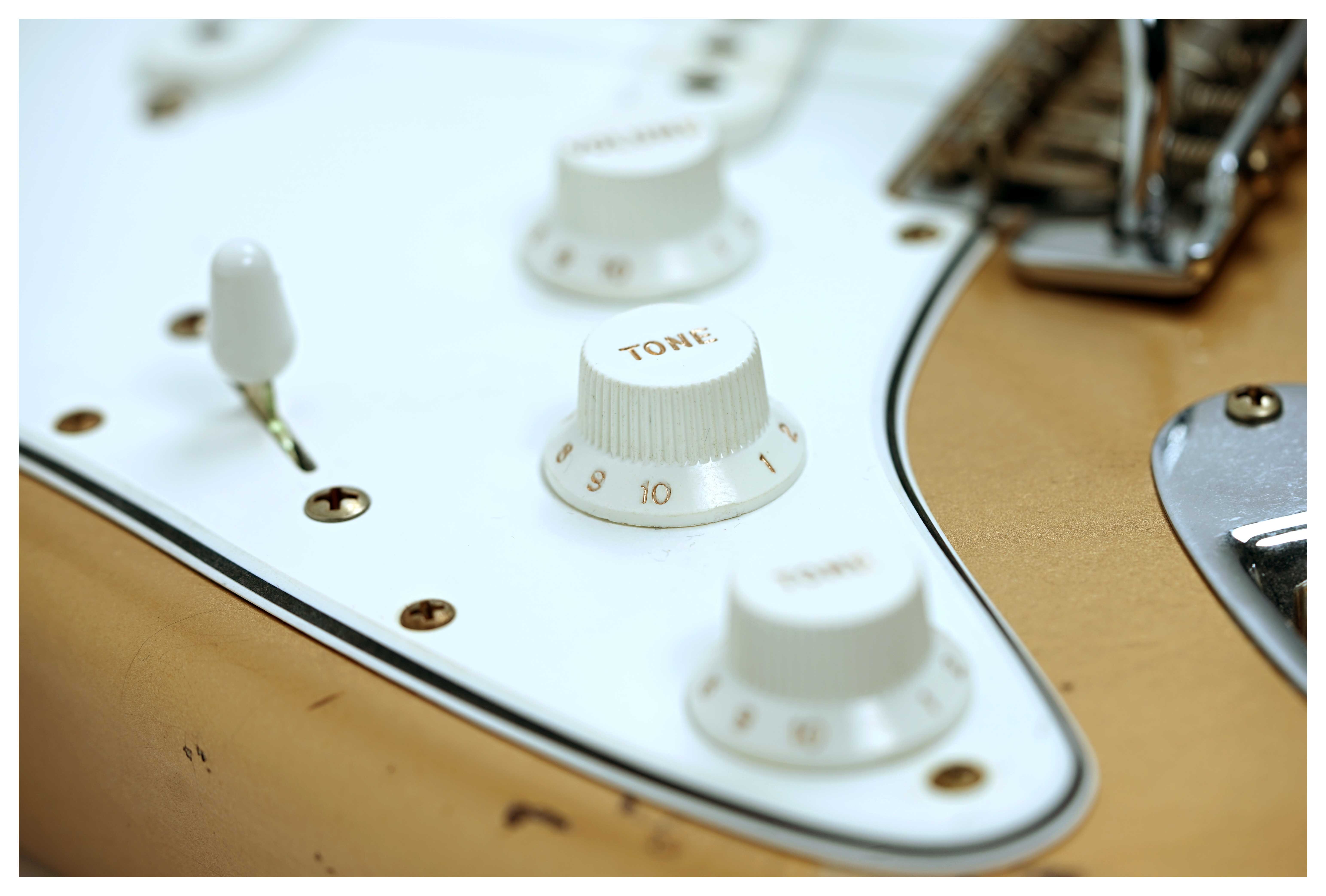 Fender Custom Shop Mid 60's Stratocaster Relic HLE Gold Left Handed #R144606