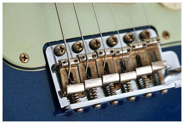 Fender Custom Shop 1959 Stratocaster Journeyman Relic Baltic Blue Rosewood Fingerboard #CZ586923 Fender Custom Shop 1959 Stratocaster Journeyman Relic Baltic Blue Rosewood Fingerboard #CZ586923