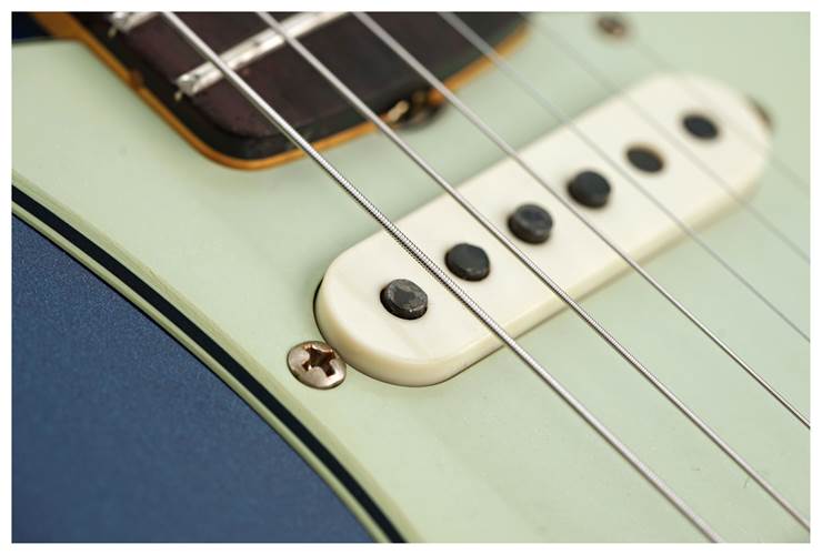 Fender Custom Shop 1959 Stratocaster Journeyman Relic Baltic Blue Rosewood Fingerboard #CZ586923 Fender Custom Shop 1959 Stratocaster Journeyman Relic Baltic Blue Rosewood Fingerboard #CZ586923