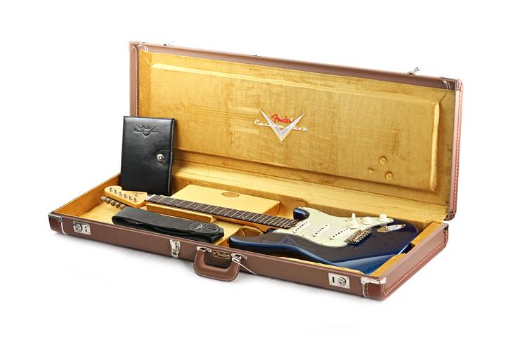 Fender Custom Shop 1959 Stratocaster Journeyman Relic Baltic Blue Rosewood Fingerboard #CZ586923 Fender Custom Shop 1959 Stratocaster Journeyman Relic Baltic Blue Rosewood Fingerboard #CZ586923