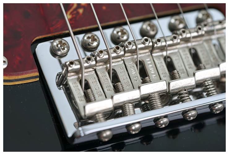 Fender Custom Shop Limited Edition Roasted Stratocaster Journeyman Relic with Closet Classic Hardware Black #XN18611 Fender Custom Shop Limited Edition Roasted Stratocaster Journeyman Relic with Closet Classic Hardware Black #XN18611