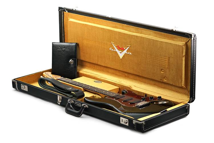 Fender Custom Shop Limited Edition Roasted Stratocaster Journeyman Relic with Closet Classic Hardware Black #XN18611 Fender Custom Shop Limited Edition Roasted Stratocaster Journeyman Relic with Closet Classic Hardware Black #XN18611