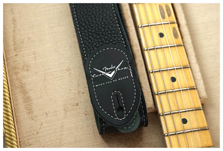 Fender Custom Shop 1951 Nocaster Relic Faded Nocaster Blonde #R142846 Fender Custom Shop 1951 Nocaster Relic Faded Nocaster Blonde #R142846