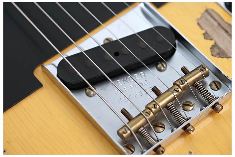Fender Custom Shop 1951 Nocaster Heavy Relic Faded Nocaster Blonde #R142803 Fender Custom Shop 1951 Nocaster Heavy Relic Faded Nocaster Blonde #R142803