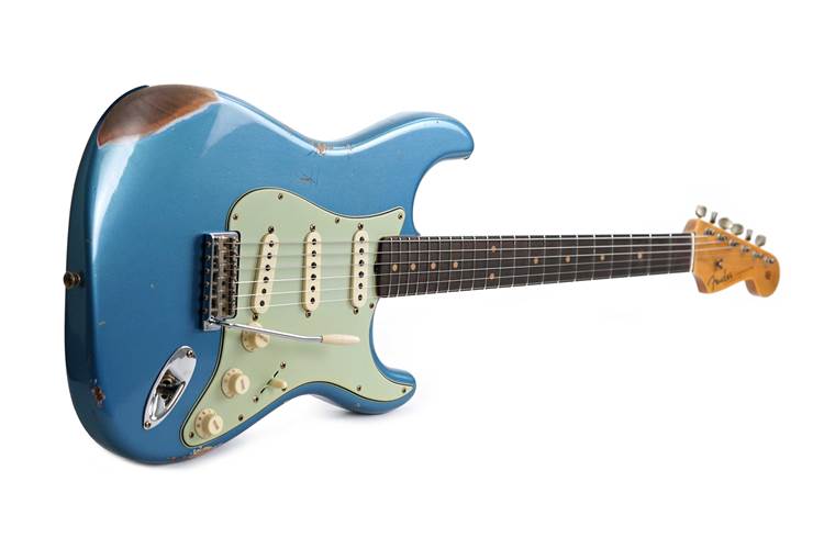 Fender Custom Shop 1962 Stratocaster Relic Aged Lake Placid Blue #CZ587046 Fender Custom Shop 1962 Stratocaster Relic Aged Lake Placid Blue #CZ587046