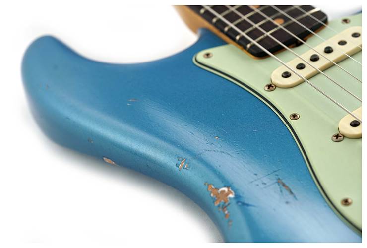 Fender Custom Shop 1962 Stratocaster Relic Aged Lake Placid Blue #CZ587046 Fender Custom Shop 1962 Stratocaster Relic Aged Lake Placid Blue #CZ587046