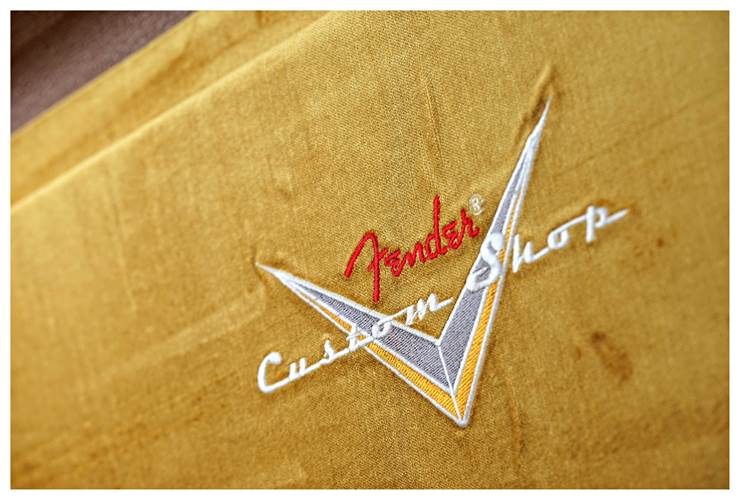 Fender Custom Shop 1962 Stratocaster Relic Aged Lake Placid Blue #CZ587046 Fender Custom Shop 1962 Stratocaster Relic Aged Lake Placid Blue #CZ587046