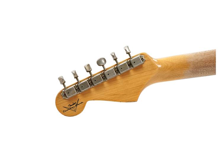 Fender Custom Shop 1962 Stratocaster Relic Aged Olympic White #CZ586958 Fender Custom Shop 1962 Stratocaster Relic Aged Olympic White #CZ586958