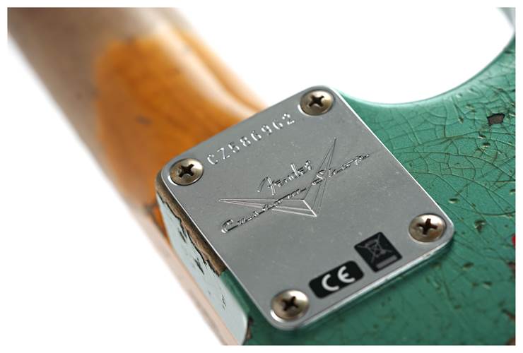 Fender Custom Shop 1965 Stratocaster Super Heavy Relic Super Faded Aged Sherwood Green Metallic over 3-Color Sunburst #CZ586962 Fender Custom Shop 1965 Stratocaster Super Heavy Relic Super Faded Aged Sherwood Green Metallic over 3-Color Sunburst #CZ586962