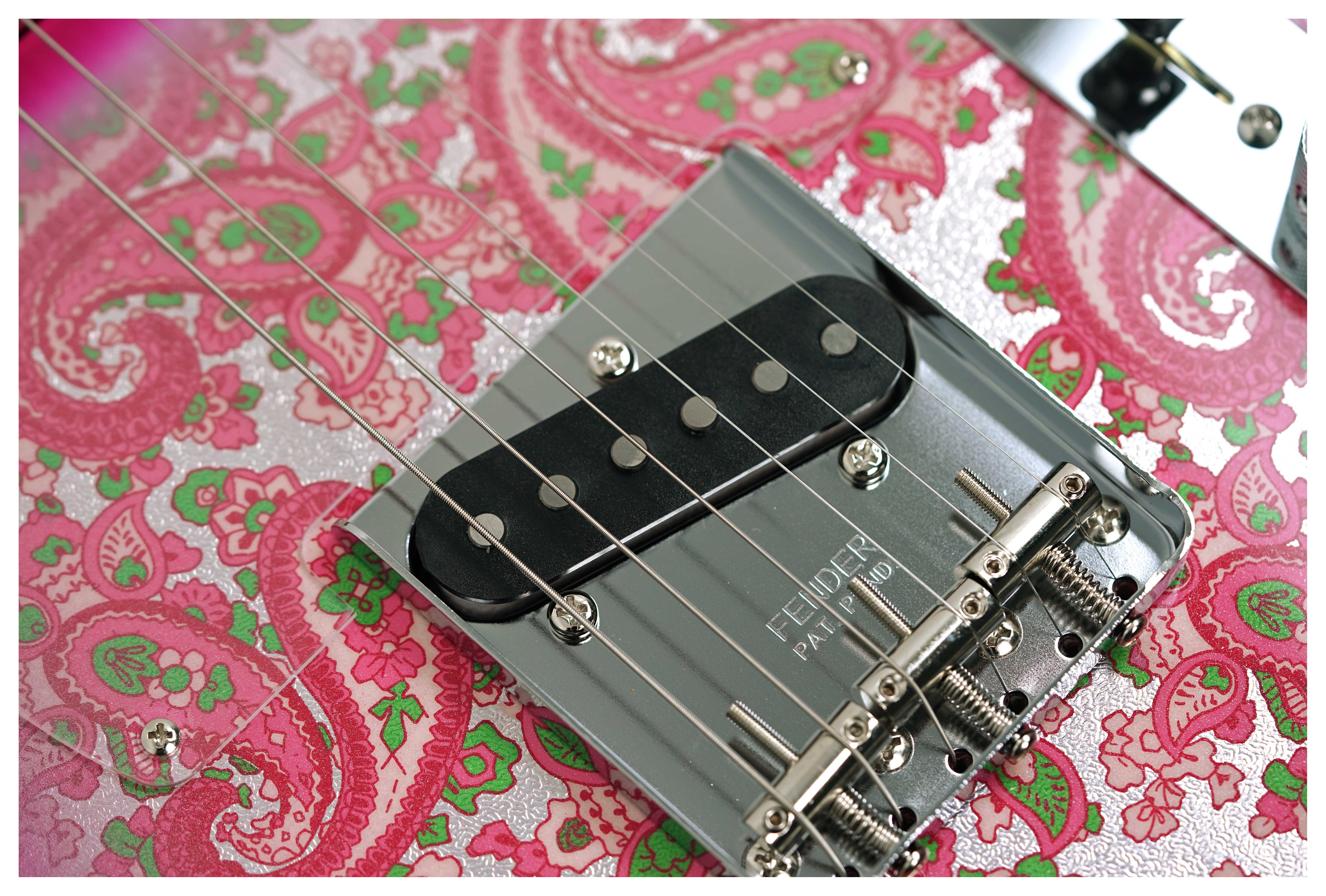 Fender guitarguitar Exclusive Made in Japan Limited Telecaster Pink Paisley Maple Fingerboard